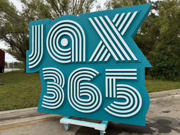 giant-custom-3d-foam-logo-jax-365